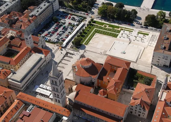 The Perfect 公寓 *